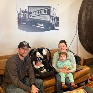 Meet your Posher, Devin